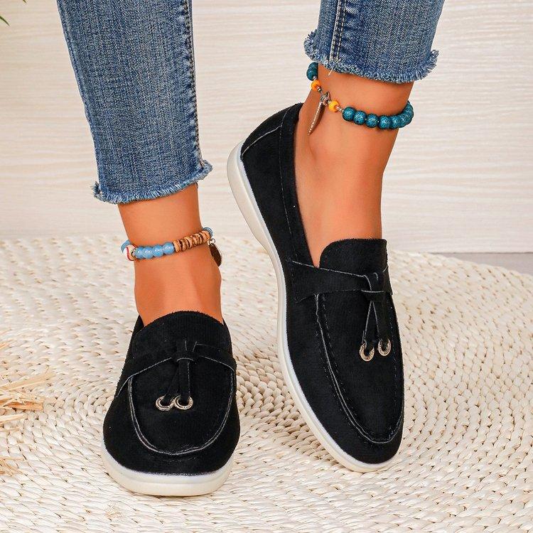 

European and American foreign trade casual single shoes large size flat women s shoes British style Doudou shoes one foot lazy shoes 43 чёрный