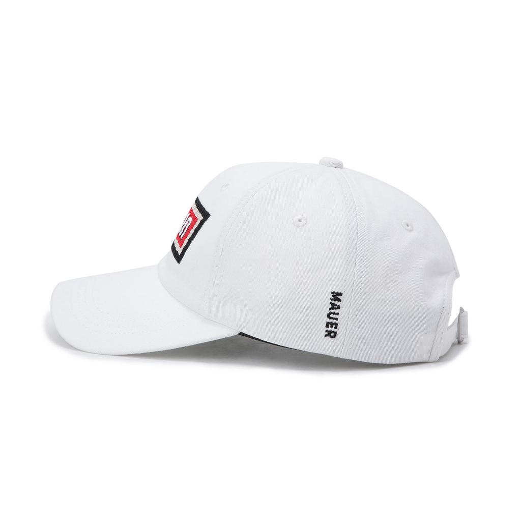 Maueo Berlin Embroided Cap 01_Wh