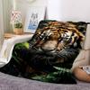 1pc Tiger Print Blanket Warm, Cozy, And Soft, Suitable for Sofas, Beds, Cars, And Office Use.Perfect for Camping And Travel, Making It a Great Gift Fo