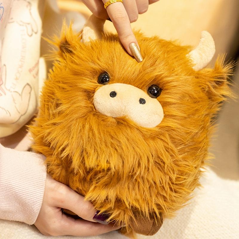 20CM Simulation Kyloe Round Highland Cow Animal Plush Doll Soft Stuffed Highland Cow Cattlle Plushie Gift