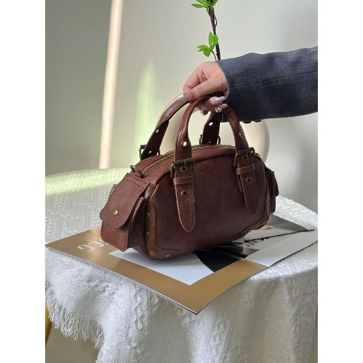 2024 Autumn Winter New Women's Fashion Retro Handbag Motorcycle Bag Niche Design Single Shoulder Crossbody Bag Trendy