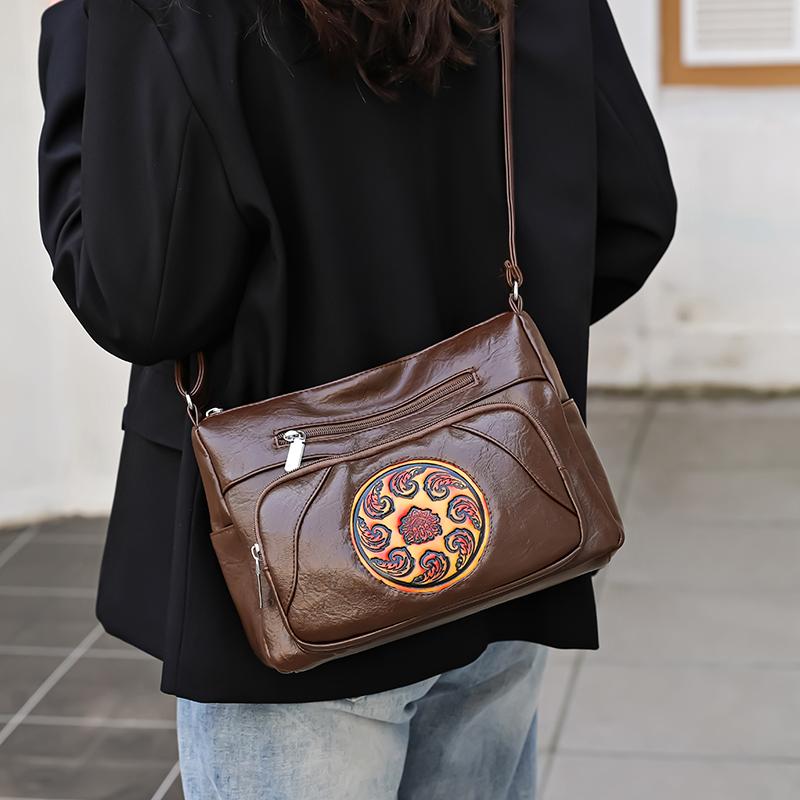 Γυναικεία Ανάγλυφη Τσάντα Ώμου Μέσης Ηλικίας Μεγάλης Χωρητικότητας Τσάντα Μητέρας