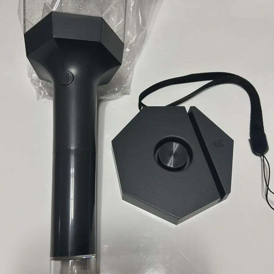 

Monsta X Ver.2 Lightstick