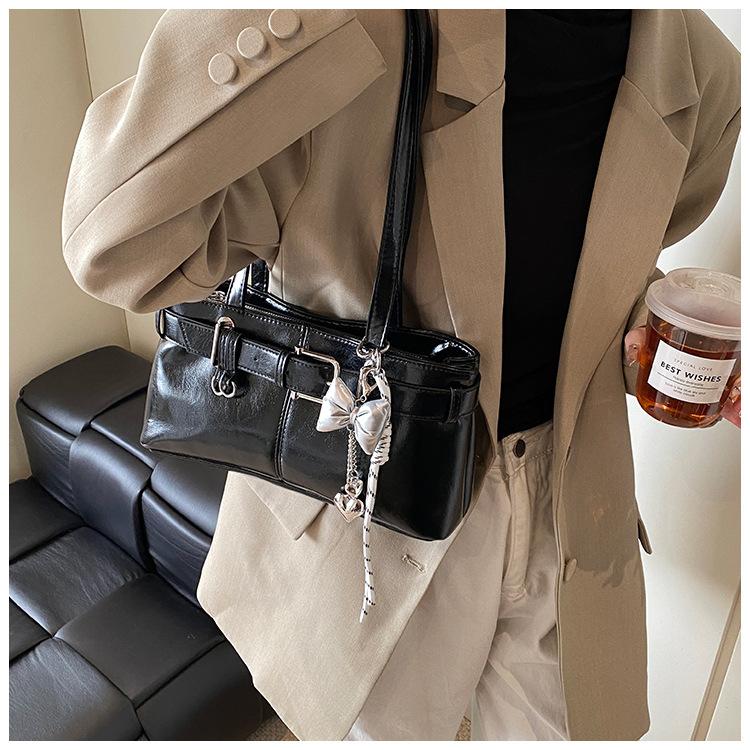 Belt Buckle Design Shoulder Satchels Bag For Women 2025 New In Luxury Designer Handbags Branded Fashion Totes With Pendant