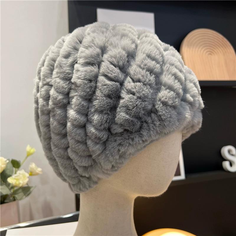 Căciulă din Blană de Iepure Rex Reală, Tricotată din Lână Caldă și Rezistentă la Frig, Versatilă pentru Toamnă și Iarnă pentru Femei