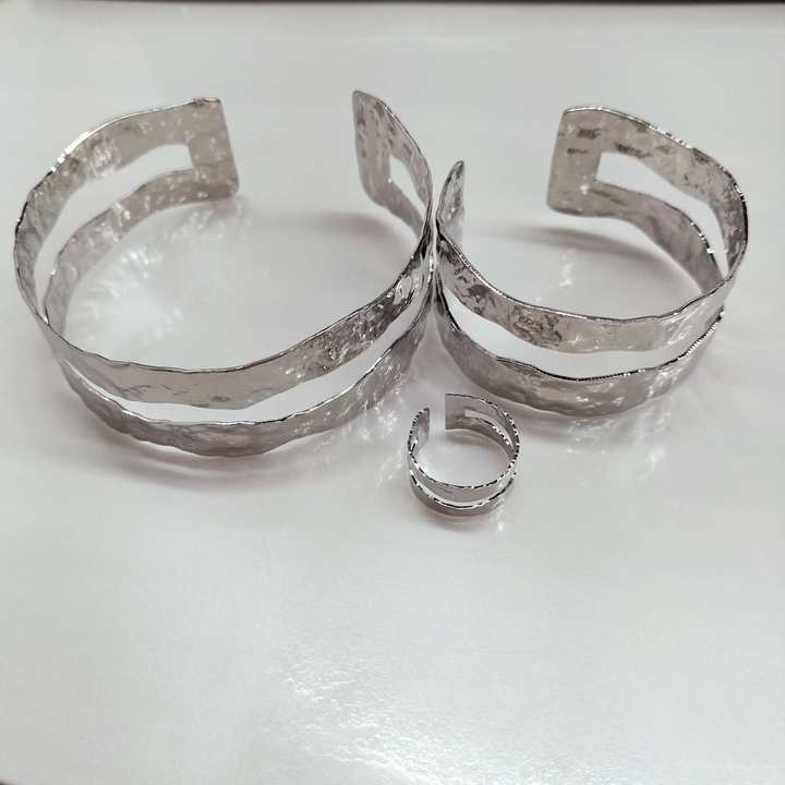 Retro simple round bracelet three-piece fashion exaggerated niche bracelet personalized design jewelry