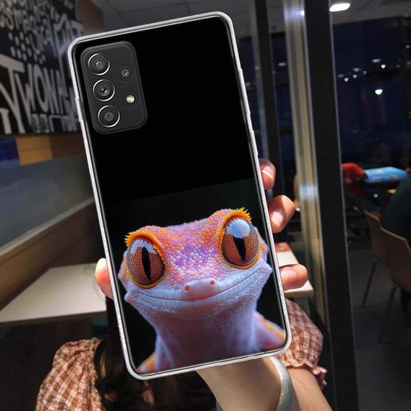 Lizards and Geckos Have Big Eyes Phone Case for Samsung A54 A57 A37 A17 A14 A15 A12 A24 A34 A55 A35 A25 A52S A07 A05S A04S A22 A