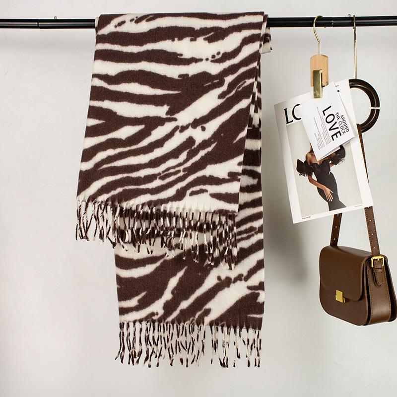 Autumn and winter new zebra pattern imitation cashmere scarf women's thickened warm shawl European and American versatile fringed scarf