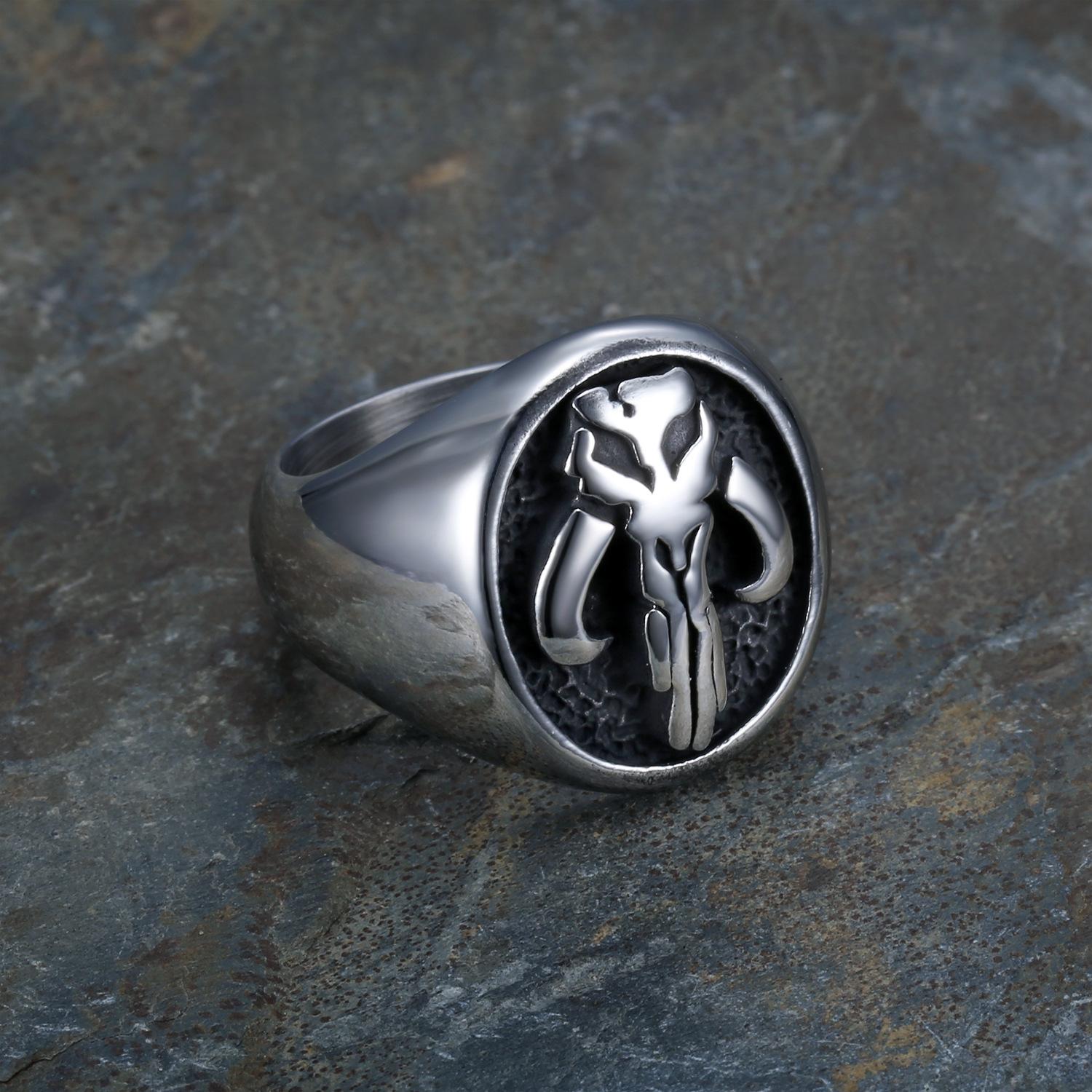 

Новое популярное персонализированное ретро-кольцо из титановой стали с черепом No. 7