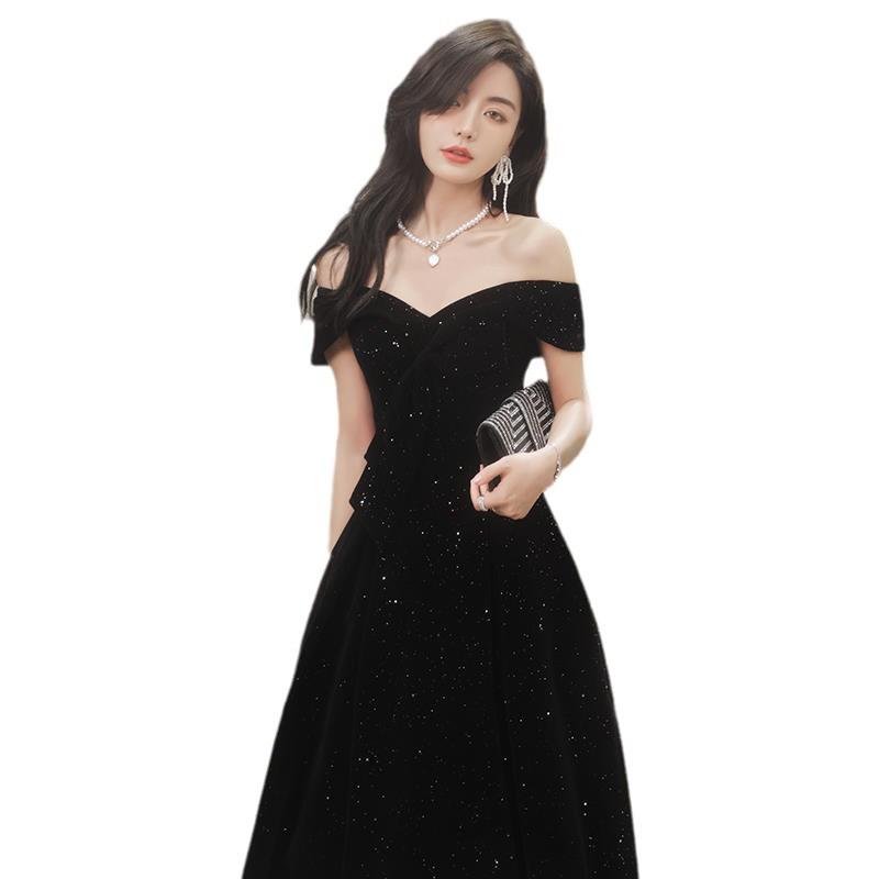 Elegant Women's Black One-Shoulder Evening Gown, Luxurious Banquet or Annual Meeting Dress, Niche High-End Style, Stunningly Beautiful.