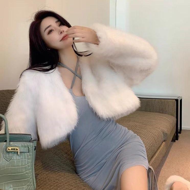 Autumn and Winter New Women's Short Environmentally Friendly Imitation Fox Jacket Young Plush Imitation Fur Top Fluffy Slim Fit
