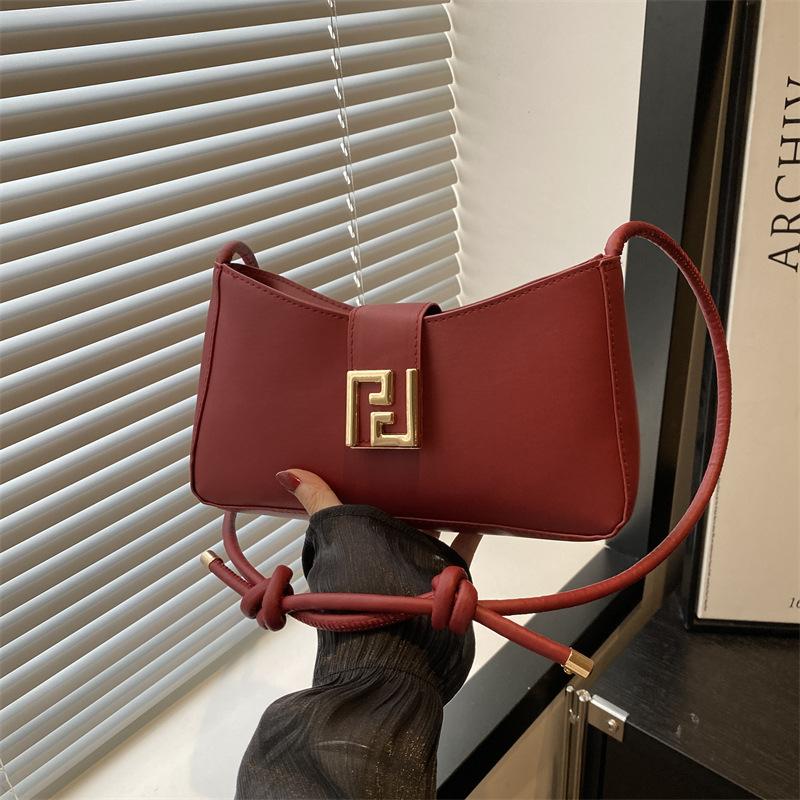 Texture popular armpit bag women's new trend solid color urban commuter shoulder messenger bag women