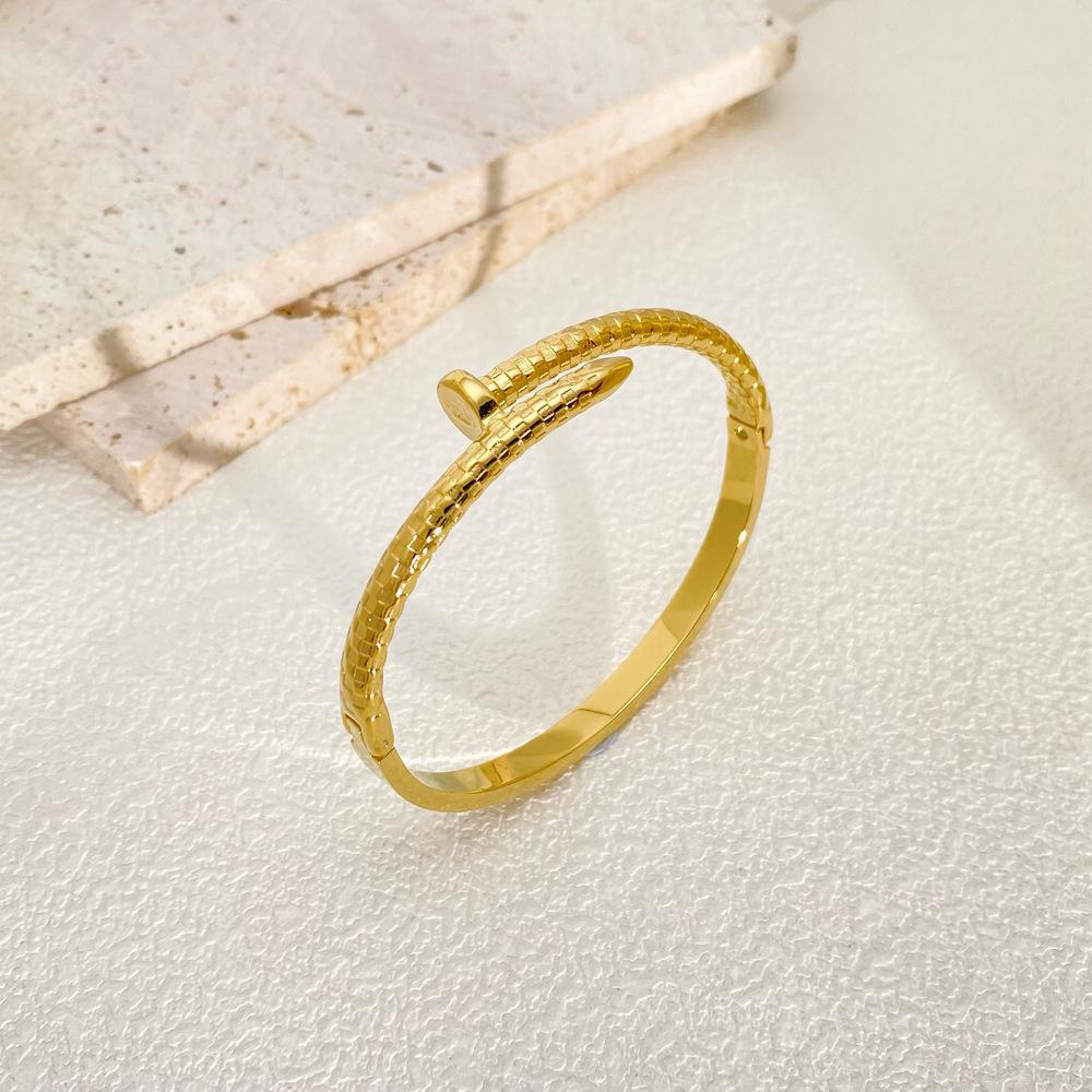 Minimalist Titanium Steel Nail Bracelet - Versatile Women's Retro Design