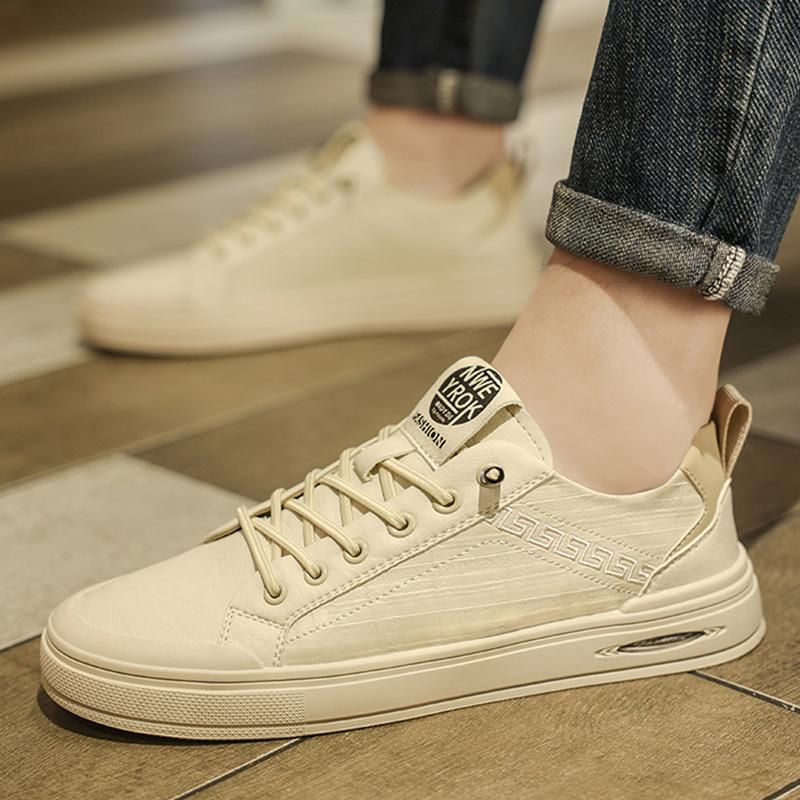 

Европейская станция 2025 Весна Кожаная мода Мужская обувь Вышивка Универсальный тренд Повседневная кожаная обувь Обувь с панелями из экокожи Мужская 44 песочный