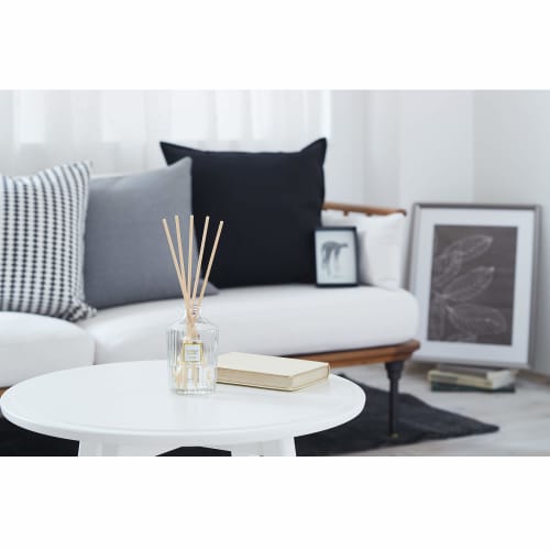 Sawadee Fragrant Sticks [Perfume-like Room Freshener] Grand Parfum Blanc, Large Size for Large Spaces, 140ml, Kobayashi Pharmaceutical, Room Freshener