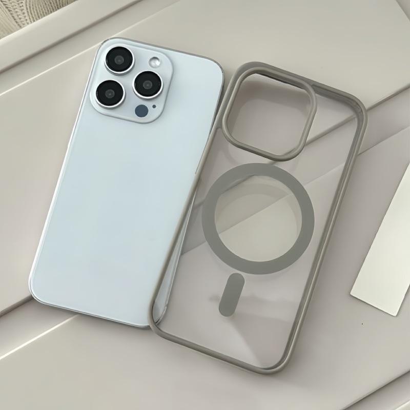 Apple 17 Magnetic Phone Case: Transparent, Drop-Proof, Compatible with iPhone Models 13, 14, and 15 Pro.