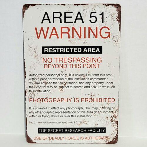 

Warning Area 51 Aliens Rustic Vintage Metal Tin Signs Man Cave GarageAluminum 20x30cm（7.8x11.8inch）