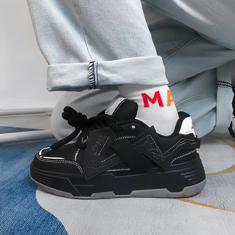 Luxury Couples Same Style Fashion Versatile Casual Board Shoes Latest Men's and Women's Breathable Outdoor Running Sports Shoes