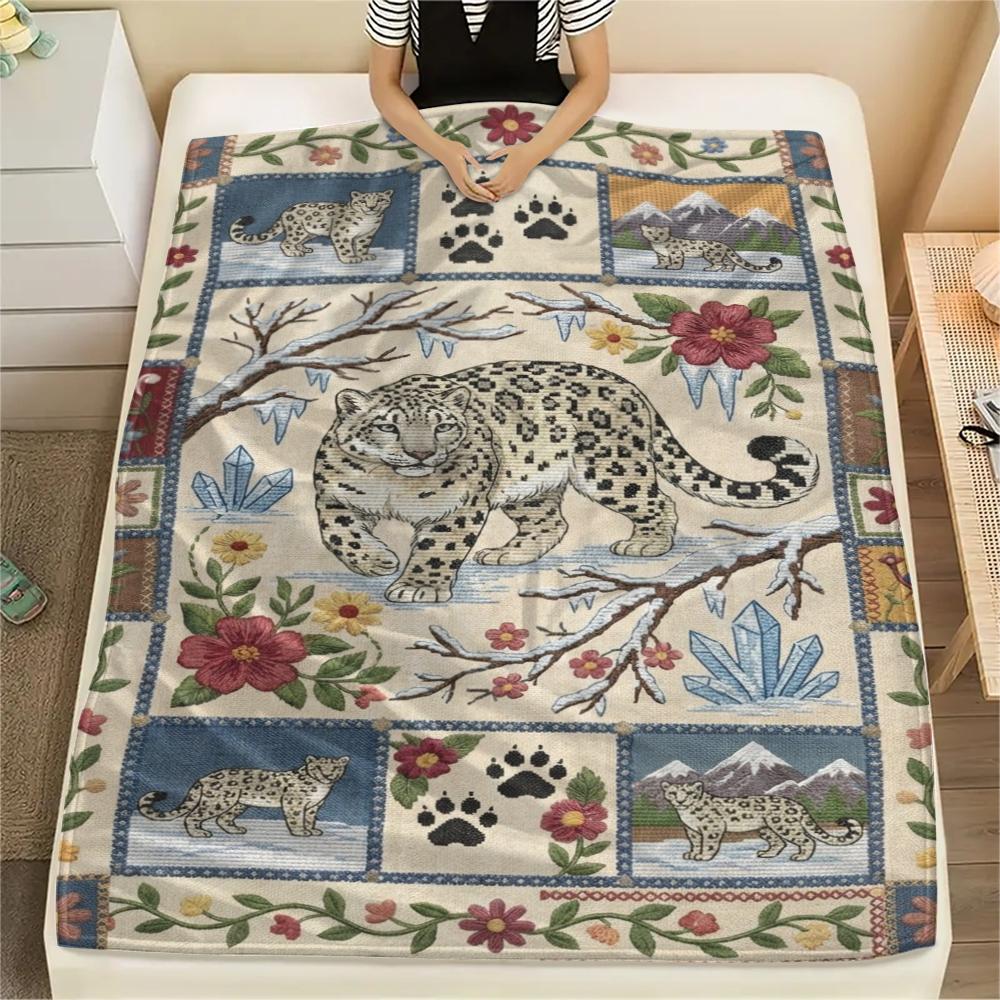 Snow Leopard Animal Print Flannel Blanket, High Quality Comfortable for All Seasons, Home Decor, Warmth and Comfort, Perfect for Christmas Gifts124