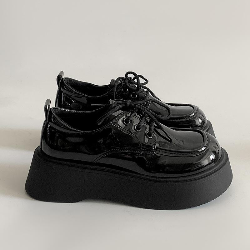 

Temperament универсальные туфли Commuter в британском стиле с круглым носком на платформе, маленькие кожаные туфли для женщин 2025 года, новые осенне-зимние туфли «Мэри Джейн» во французском стиле 39