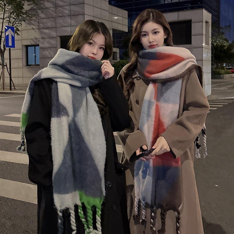 Autumn and winter new scarf women feel soft winter warm thickened plaid hair pulling shawl