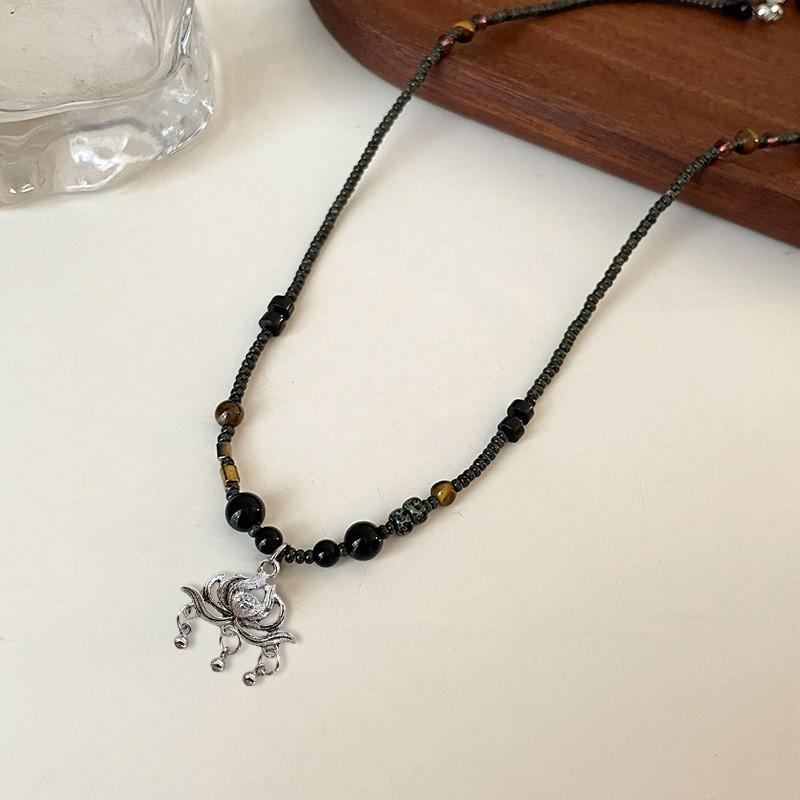 Zen-Inspired Retro Ceramic Necklace for Women - Handwoven Niche Clavicle Chain