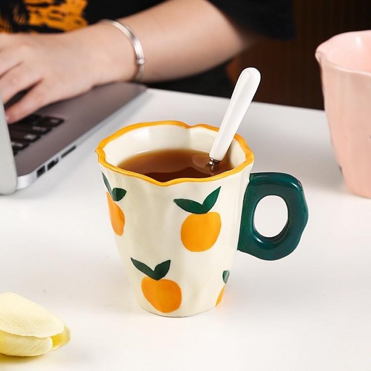 Small Wind And Fresh Hands Pinch High-Value Drinking Cup Creative Breakfast Milk Cup Ceramic Cup Souvenir