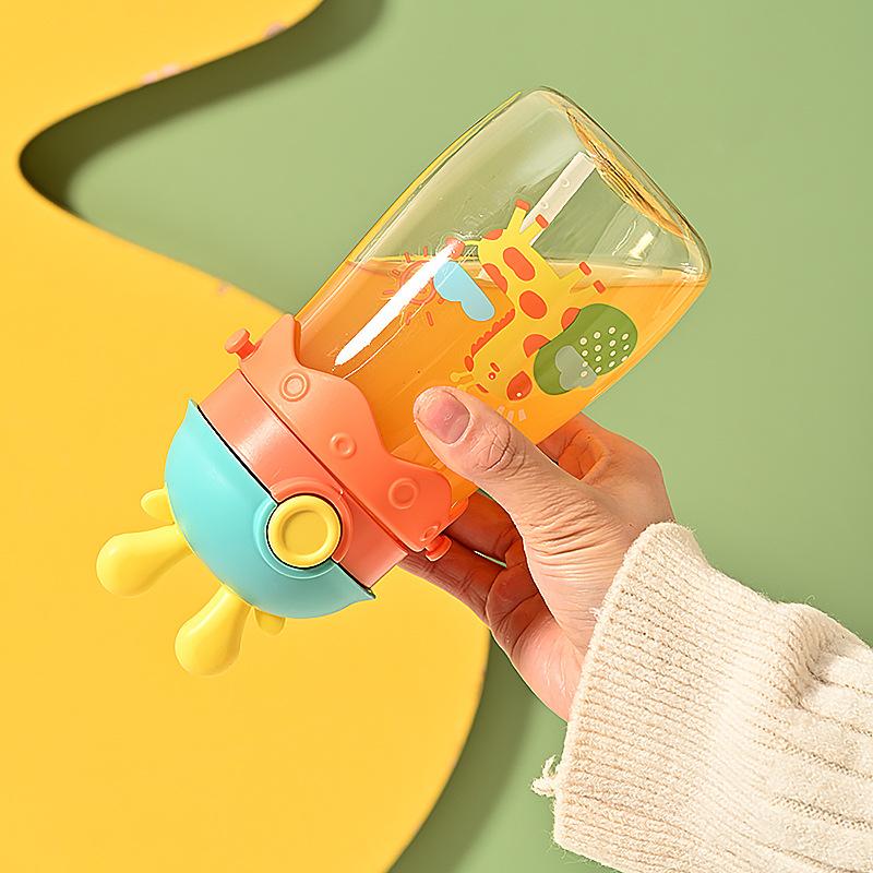 Latest Children Cartoon Straw Cup with Strap Summer Water Bottle Kindergarten Baby Water Bottle Portable Baby Water Glass