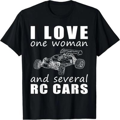 Me encanta una mujer y varios coches teledirigidos camiseta Camiseta