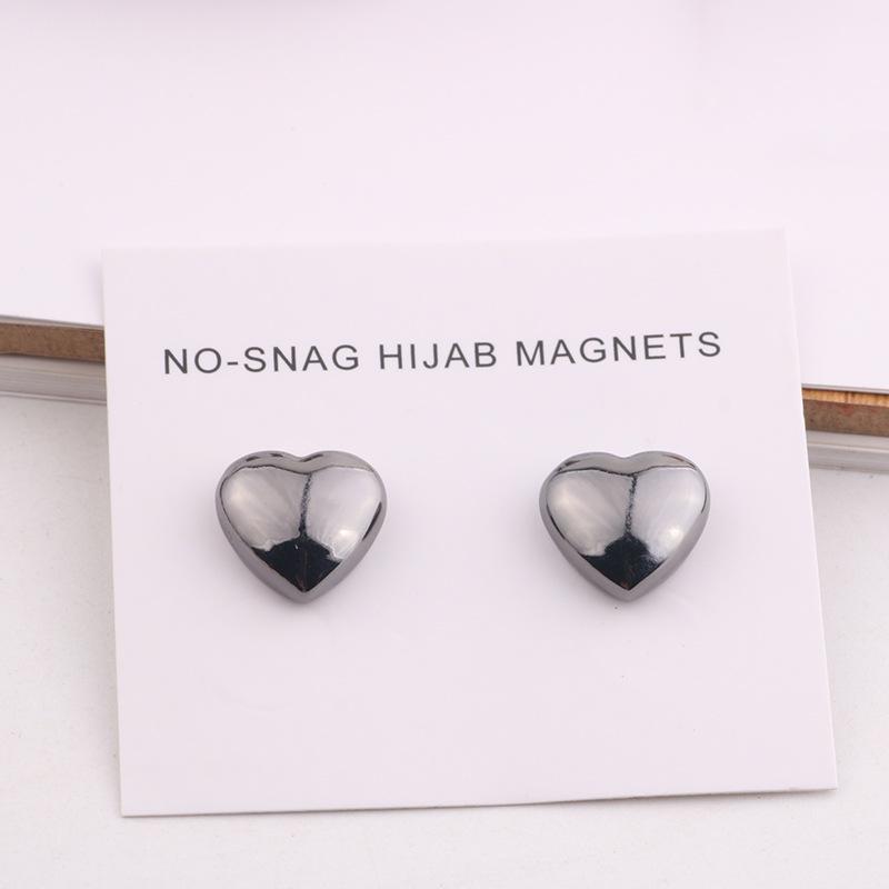 Hui Hijab Scarf Heart-Shaped Magnetic Collar Clip