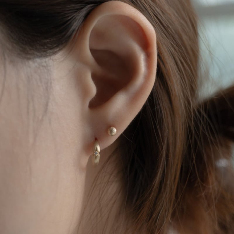 Youngglow 14k Rough Ball Piercing