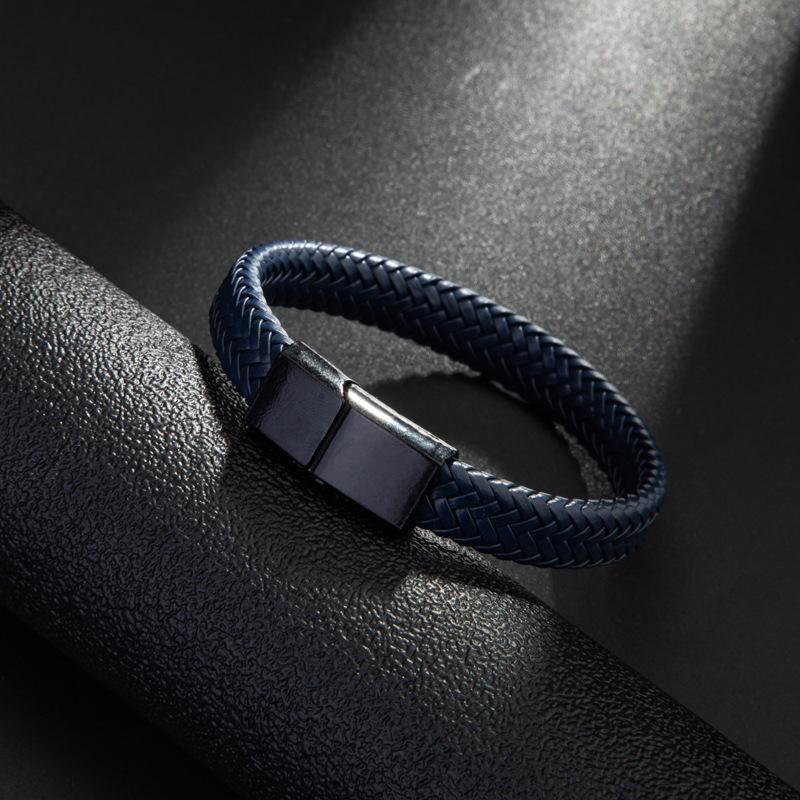 Popular Punk Style Black Woven Leather Bracelet with Personalized Magnetic Buckle and Fashionable Bracelet