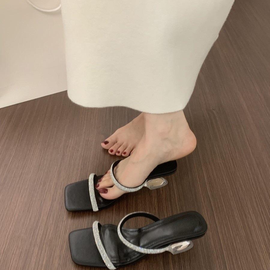 Rhinestone Word with Open-toed Square Head Slippers Women's Summer Wear Beautiful Crystal Heel Sandals High-heeled Sandals