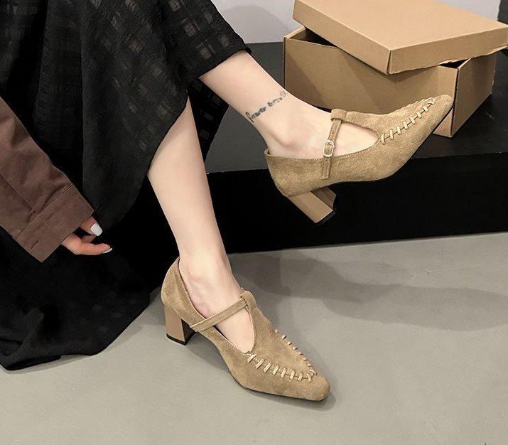 New Pointed High-heeled Retro Mary Jane Shoes Suede French Skirt 2025 Single Shoes Women's Shoes Thick Heel with Autumn