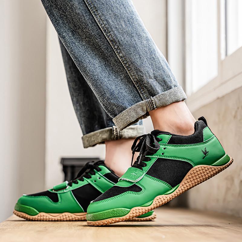 Men’s Red Sports Shoes Casual Green Street Style Running Sneakers Students Over Sized White Skateboard Shoes