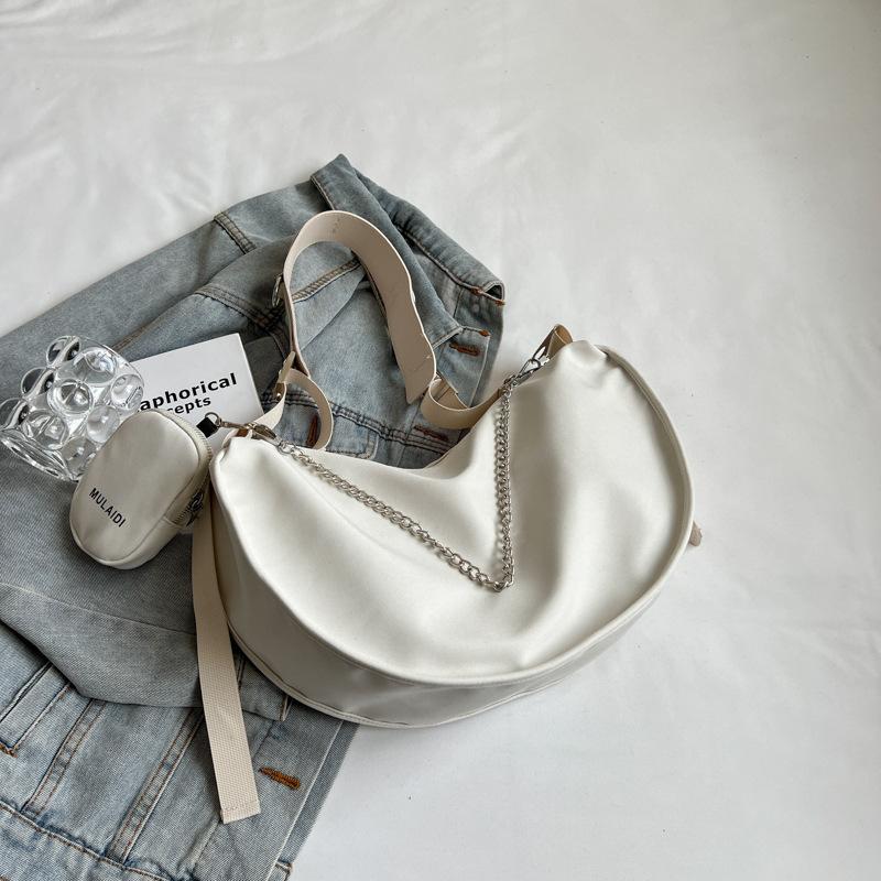 

Hot-selling women s bags large-capacity fashion niche design high-end sense casual versatile dumpling bags women s crossbody shoulder bags