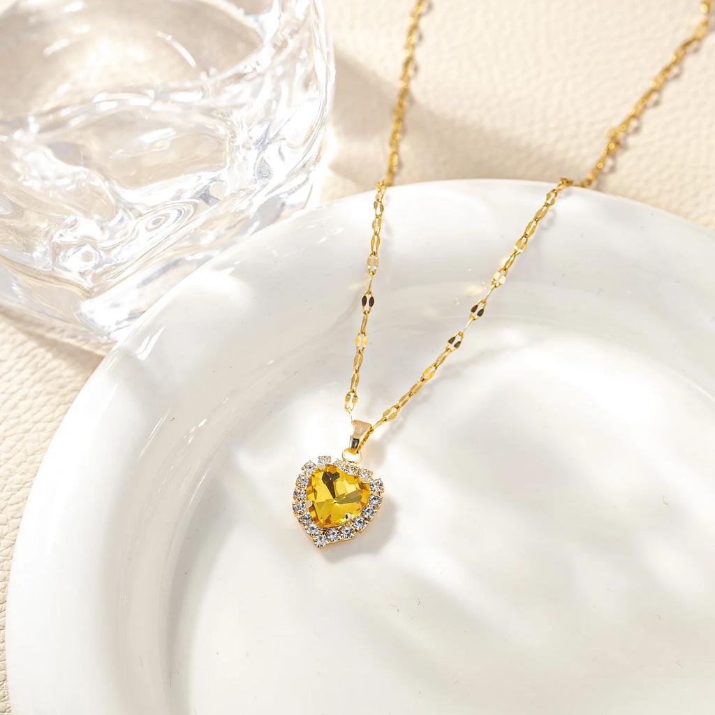 Stainless Steel Chain Classic Shiny Colorful Zircon Love Heart Pendant Necklace for Women Cute Simple Jewelry Accessories Gifts