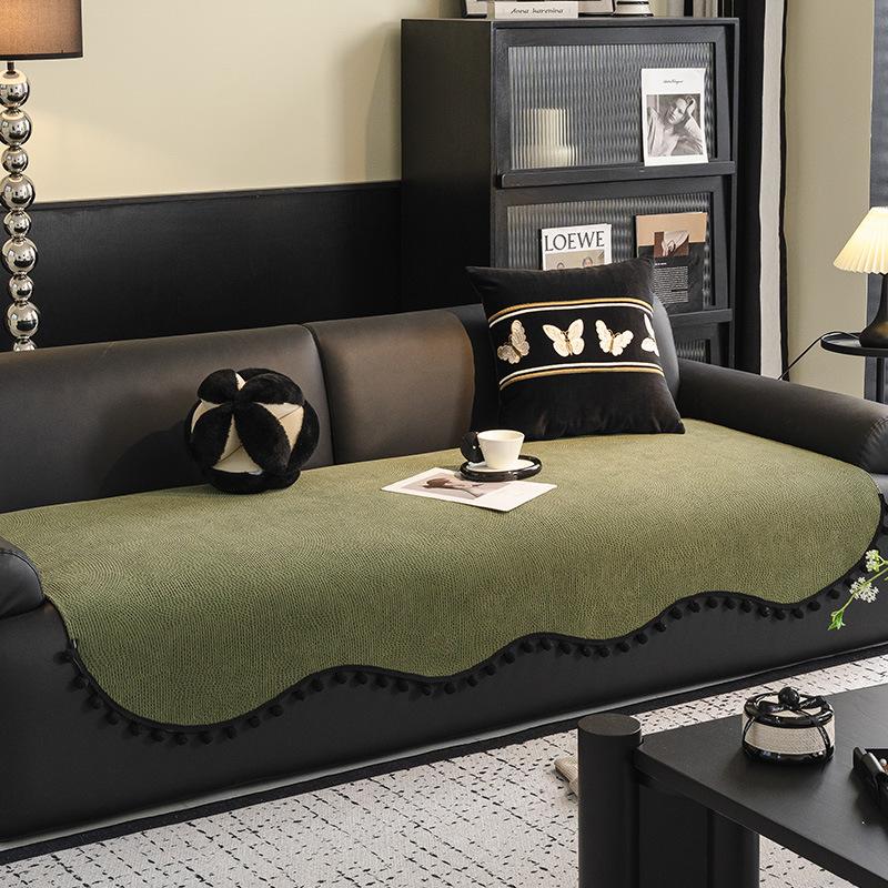 

Medieval Special-Shaped Sofa Cushion, Advanced Sense, One-Piece Non-Slip Straight Row Sofa Cover, New Seat Cushion Cover 70*70cm