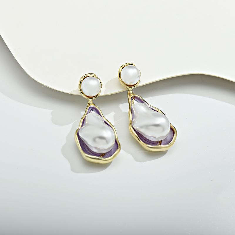 Irregular Pearl Earrings: S925 Sterling Silver, French Retro, Versatile High-End.