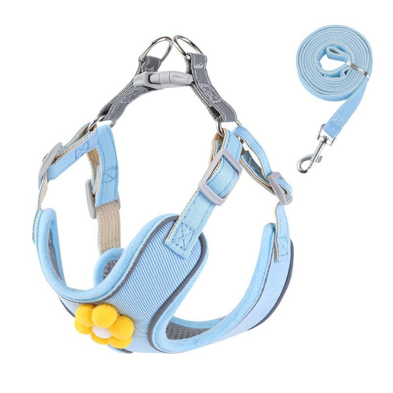 Dog leash, three-dimensional cute cartoon chest back small dog vest type anti-break free dog walking leash