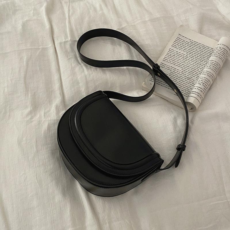 Mote Liten Veske Dame Koreansk Versjon av Salvesken Allsidig Enkel Skulder Messenger Bag Nisje Underarmsveske