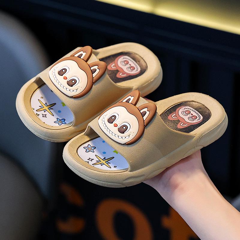 Dziecięce kapcie dinozaury - Antypoślizgowe, Miękka podeszwa do domu i łazienki, Letni styl kreskówkowy dla chłopców i dziewczynek