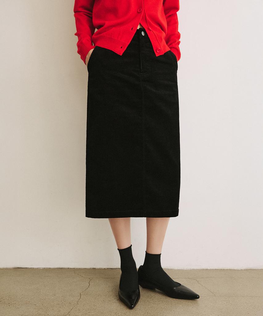 LEFTSEOUL Corduroy Back Slit Midi Skirt [Black]