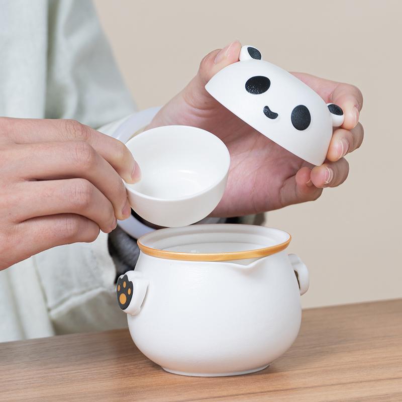 Panda Traveling Tea Set Portable Outdoor Tea Maker Cup One Pot Three Cups 2025 New Business Accompanying Gift