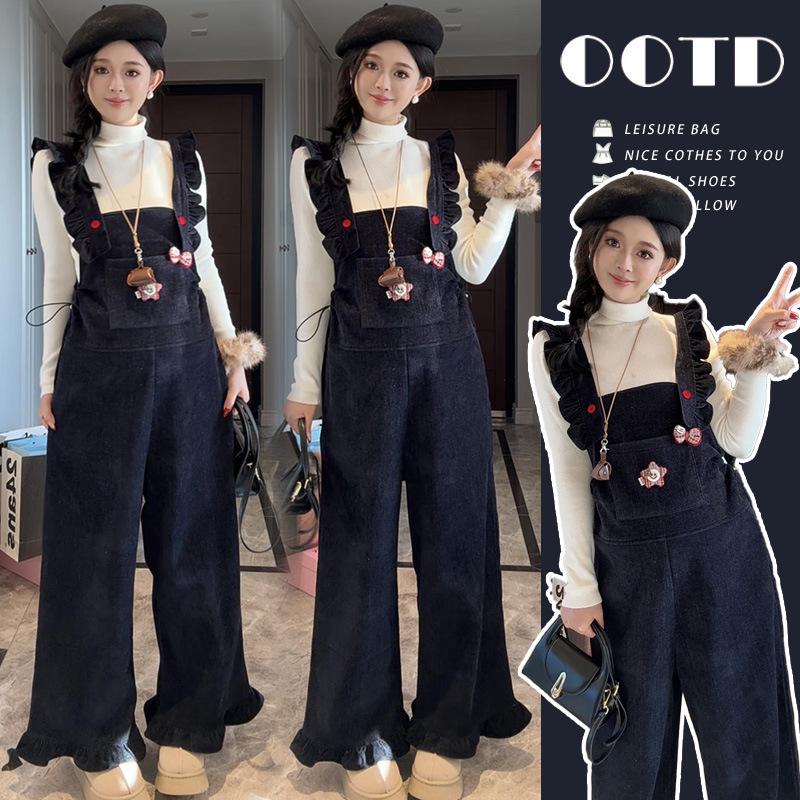 2025 Stylish Fleece-Lined Knit Base Layer & Overalls Set for Pregnant Women