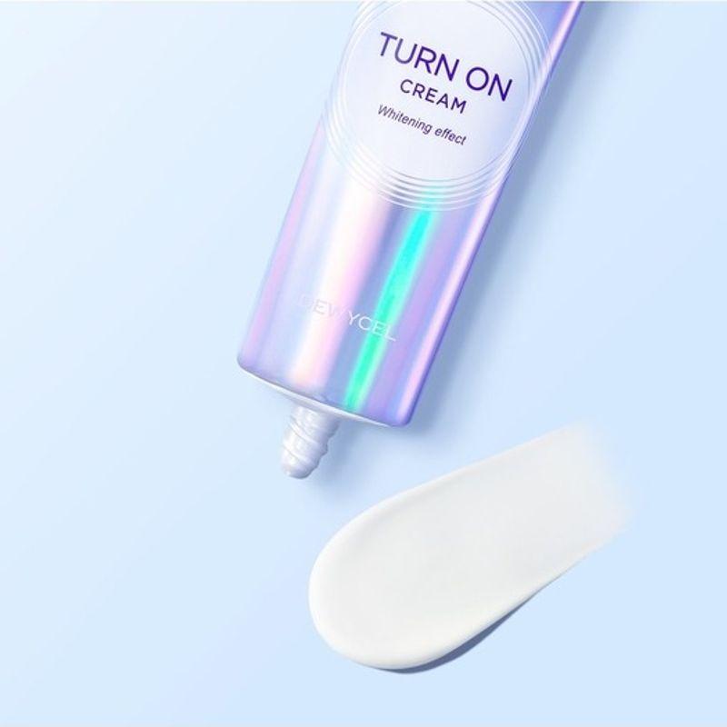 Aufhellende Tone-Up Base Turn-On Cream 50ml / Milchig Weiße Aufhellende Creme