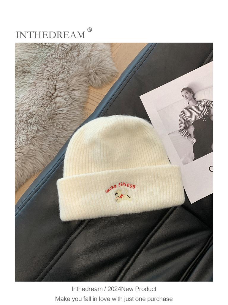 Cute puppy embroidered knitted hat female 2025 season wool hat showing small face big head circumference cold hat white