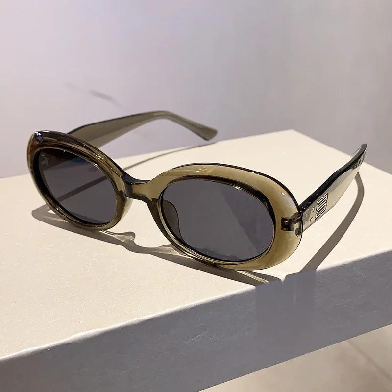 Vintage  Designer Oval Sunglasses ladies Sun Glasses For Men Trend Punk Fashion Luxury Rivet Small Frame Eyeglasses UV400