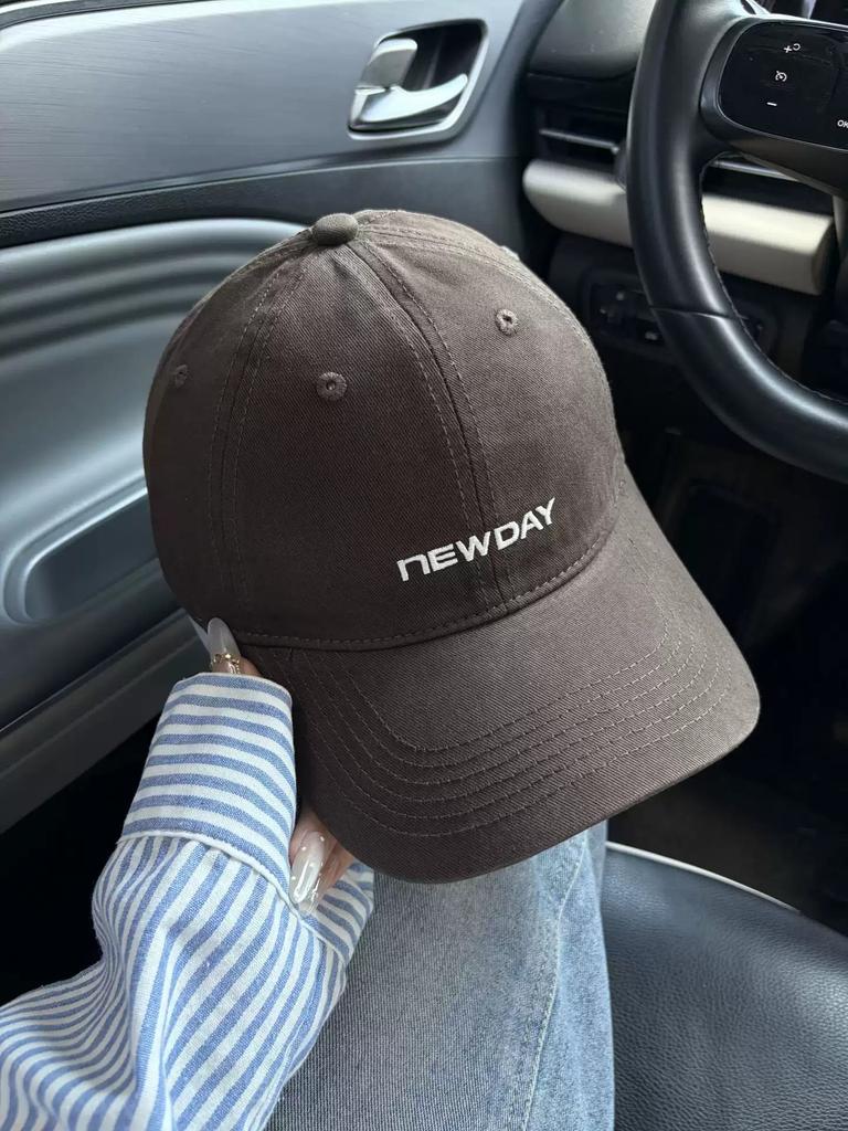 Fashion Hat Four Seasons Baseball Cap Korean Edition High Quality Hat Alphabet Versatile Bent Hat Street Men's and Women's Face Small Cap