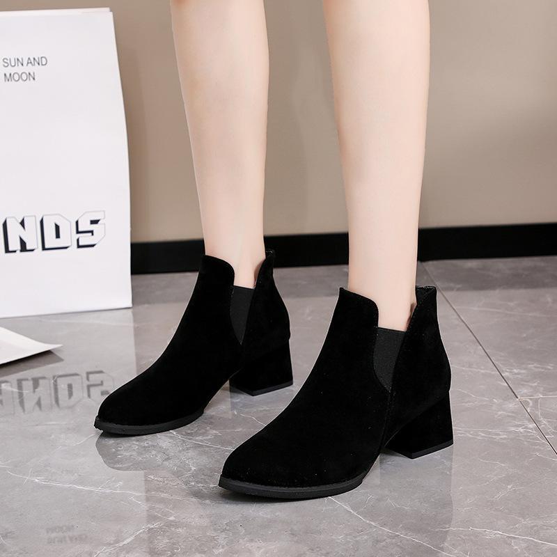 Large size Martin shoes women's autumn new short boots round head Martin boots suede women's boots
